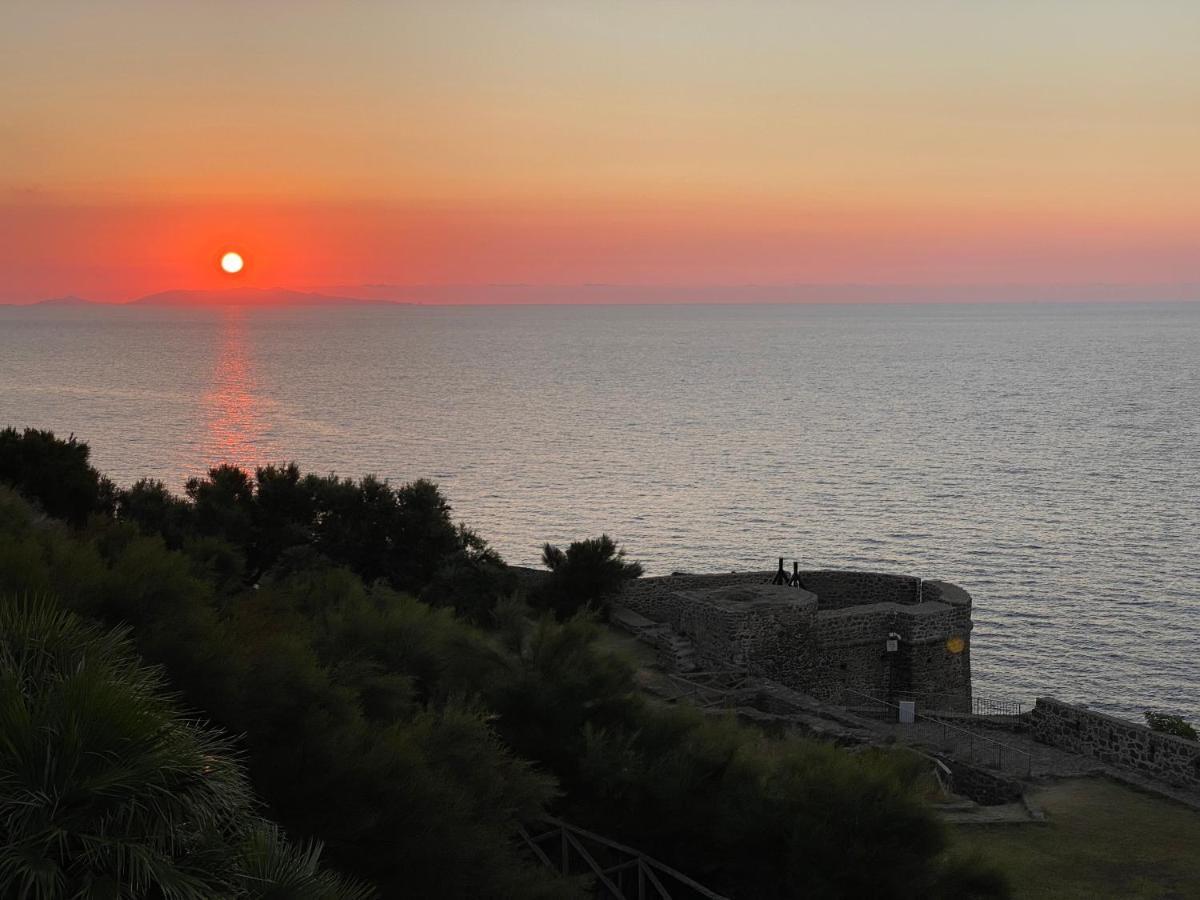La Casa Rosa Villa Castelsardo Luaran gambar